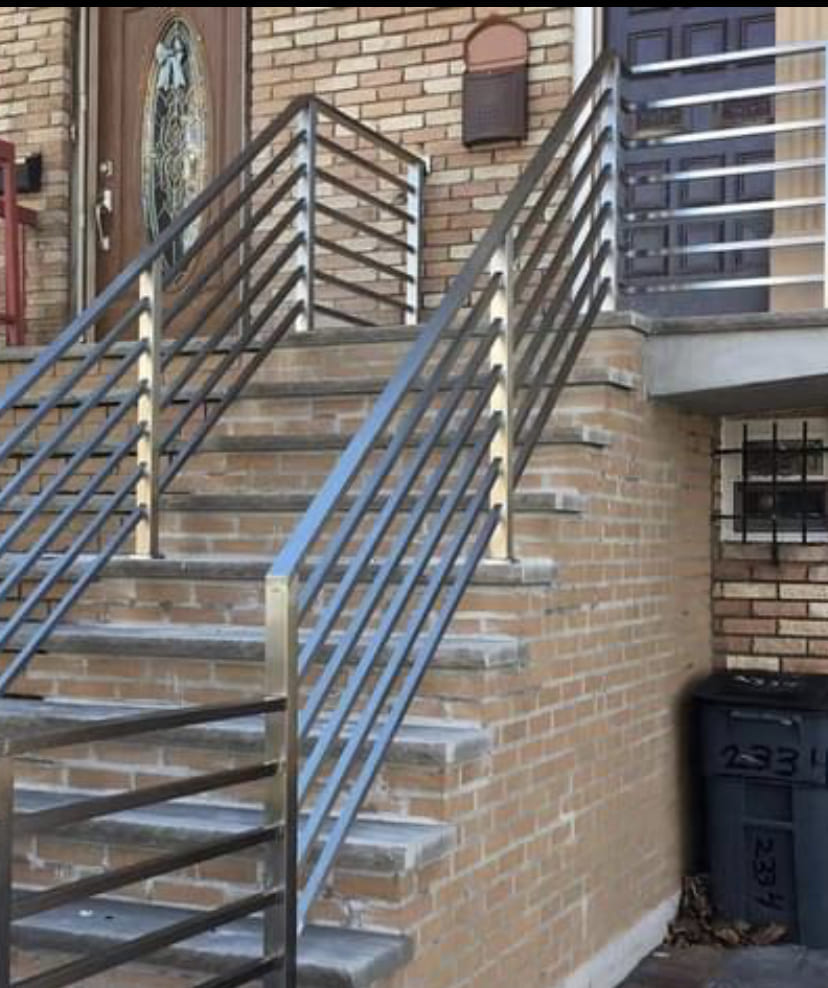 ALUMINUM RAILING